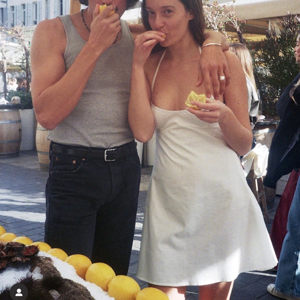 Maison Cleo LA BADOULE - ALICE soft white cotton
backless dress